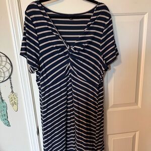 Torrid Navy Striped VNeck Twist Dress - Like New!!